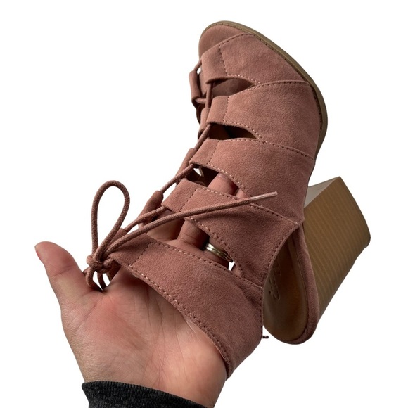 Charlotte Russe Lace Up Peep Toe Chunky Block Heels Booties Sz 6 - Picture 7 of 9